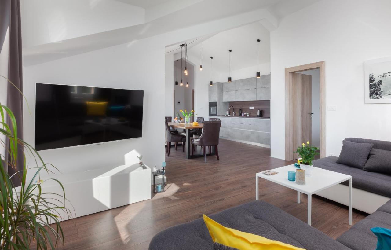 Apartments Galic Подгора Екстериор снимка