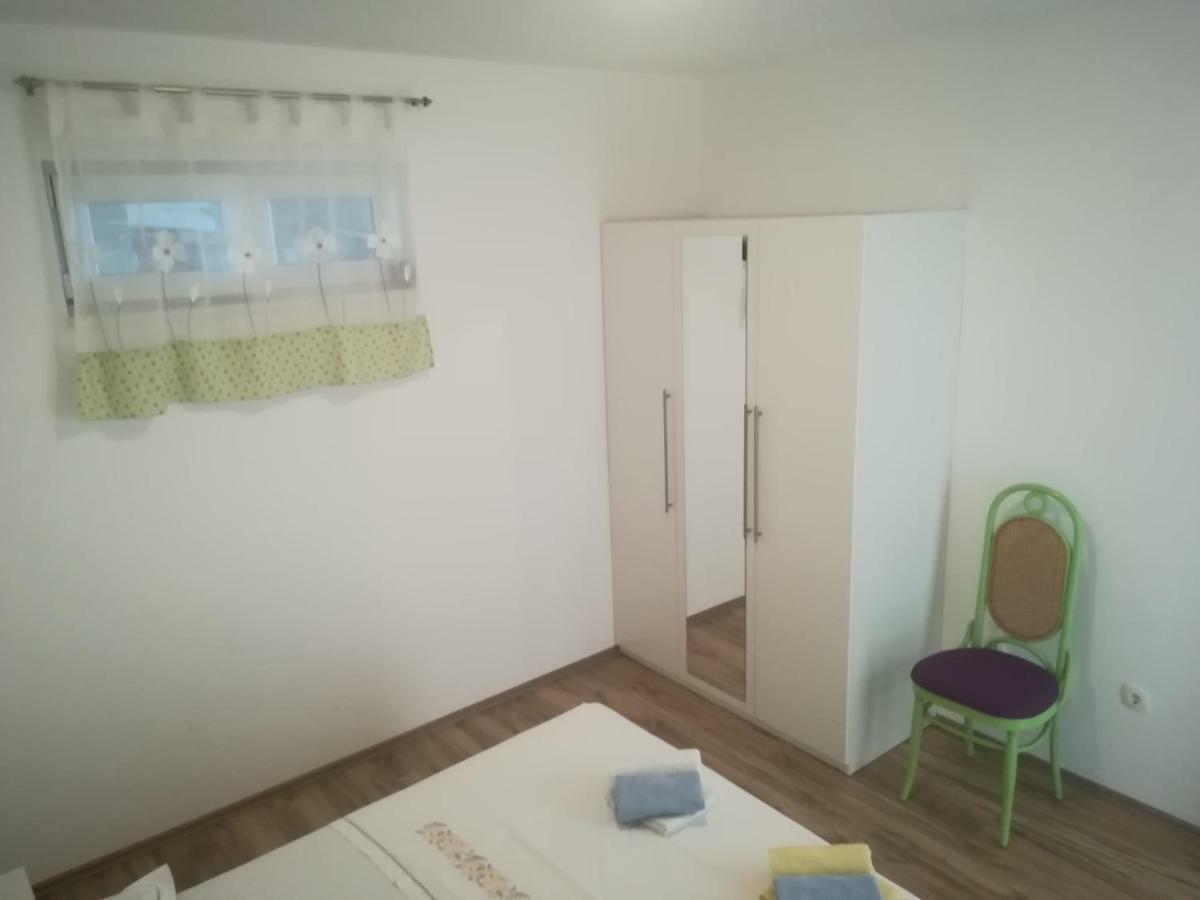 Apartments Galic Подгора Екстериор снимка